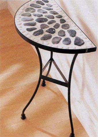 Как сделать столик для дачи с мозаикой из камня - фото